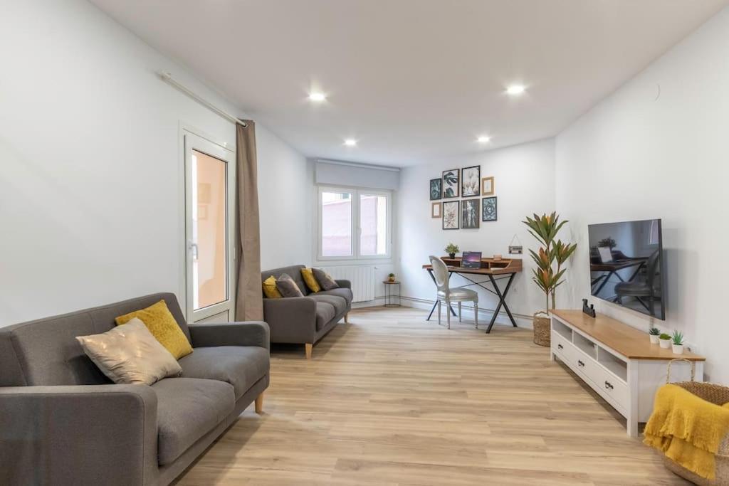 Apt In The Old Town With Cool Terrace!! Private Parking Bilbao Kültér fotó
