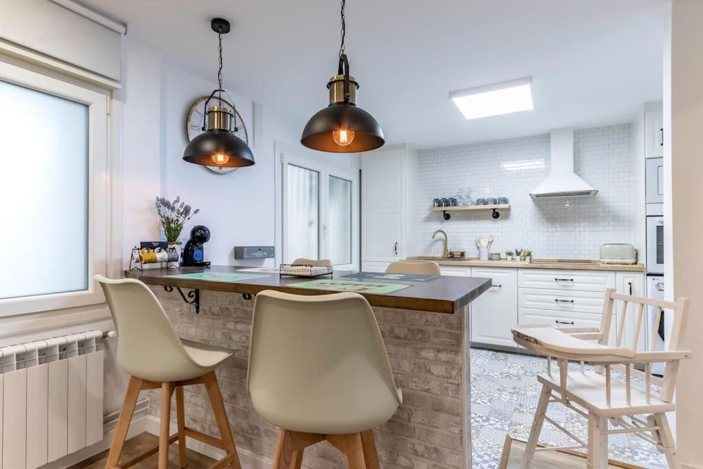 Apt In The Old Town With Cool Terrace!! Private Parking Bilbao Kültér fotó